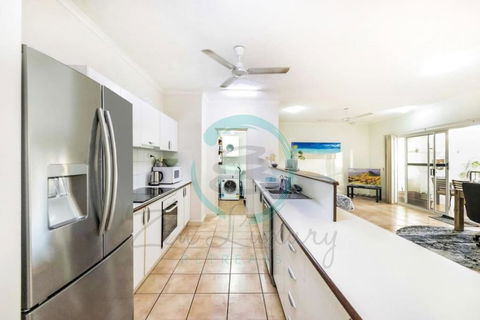 ZEN FORESHORE Cozy 2-BR, 2-BA Holiday Home + Pool - Sunshine Coast Tourism 3