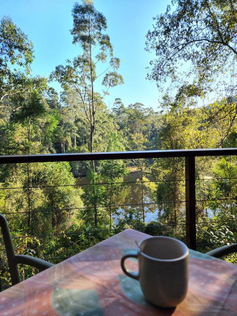 ZEN House Tiny House By The Lake - Sunshine Coast Tourism 3