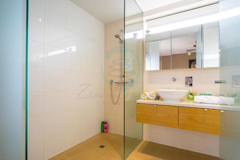 ZEN PARADISE - 2-BR Waterfront Ocean View Retreat - Sunshine Coast Tourism 2