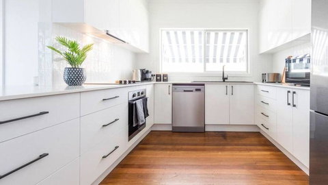 Zephyr - Holiday Sunshine Coast 2