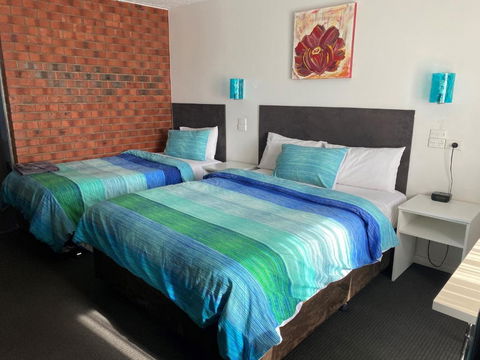 Zero Inn Motel - Sunshine Coast Tourism 1