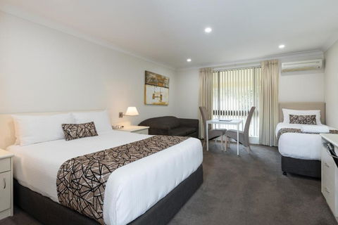 Zig Zag Motel & Apartments - Holiday Sunshine Coast 0