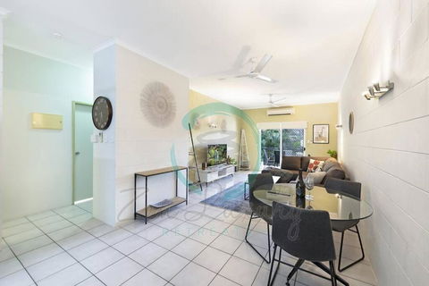 ZEN Westralia: 2-BR Cozy Inner-City Apt Near Shops - Sunshine Coast Tourism 3