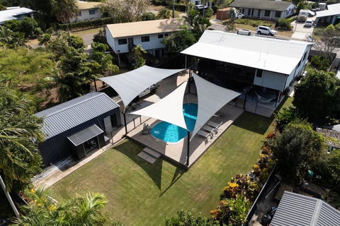 ZenLux Rosewood Luxury Family Escape - Pool - BBQ - Holiday Sunshine Coast 0