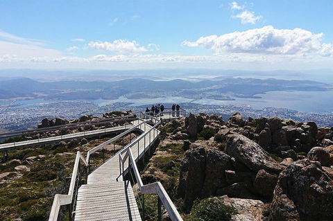 Kunanyi/Mt Wellington Explorer Bus - One Way Tour - Sunshine Coast Tourism 4