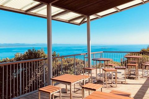 Luxury Hinterland Tour - Sunshine Coast Tourism 1