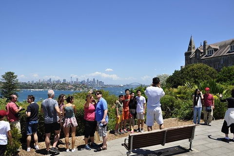 Sydney Sightseeing Bus Tours - Sunshine Coast Tourism 4