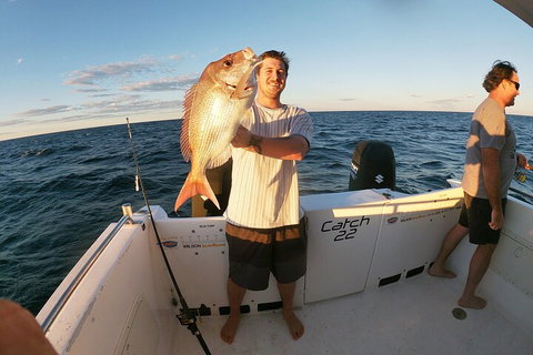 3/4 Day 7 Hour Offshore Fishing Charter - Holiday Sunshine Coast 3