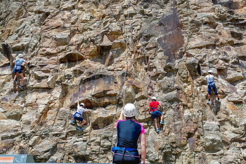 Rock Climbing At The Kangaroo Point Cliffs In Brisbane - Holiday Sunshine Coast 2