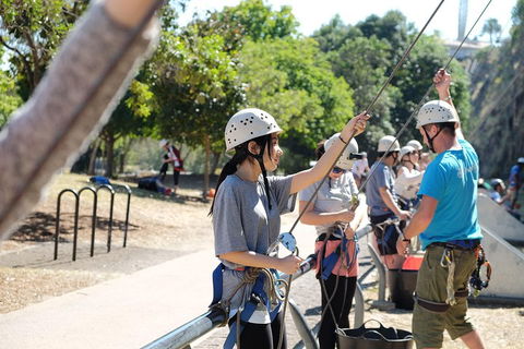Rock Climbing At The Kangaroo Point Cliffs In Brisbane - Holiday Sunshine Coast 3