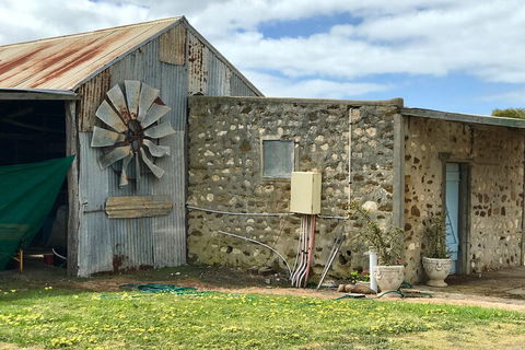 Kangaroo Island Food And Wine Hop-on Hop-off Tour - Sunshine Coast Tourism 1
