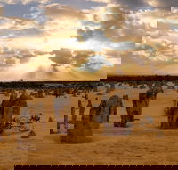 Pinnacle Desert Sunset and Night-time Stargazing Tour from Perth - Sunshine Coast Tourism