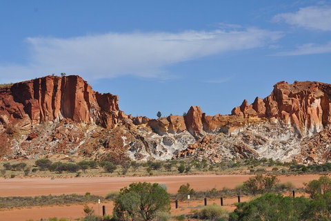 7-Day Guided Tour Of Alice Springs With Accommodation Included - Sunshine Coast Tourism 3