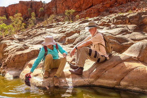 Private 9 Hour Walk And Waterhole Tour In West MacDonnell Ranges - Holiday Sunshine Coast 1