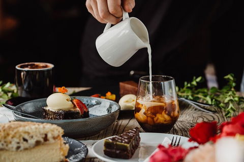 Adelaide Hills Food, Wine, Cheese, & Chocolate - Private Day Tour - Sunshine Coast Tourism 5