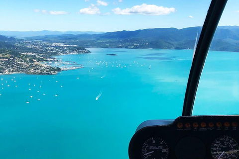 Reef & Whitehaven Landing - Sunshine Coast Tourism 0