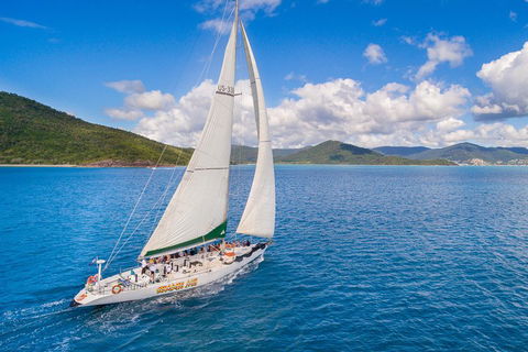 2-Night Whitsundays Sailing Cruise Incl. Whitehaven Beach & Great Barrier Reef - Sunshine Coast Tourism 3