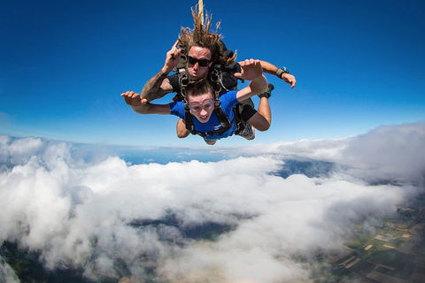 Reef And Rainforest Tandem Sky Dive In Cairns - Sunshine Coast Tourism 0