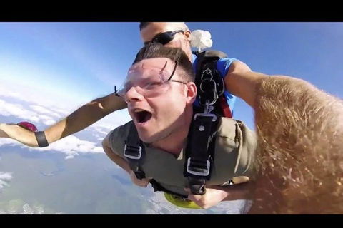 Reef And Rainforest Tandem Sky Dive In Cairns - Sunshine Coast Tourism 1