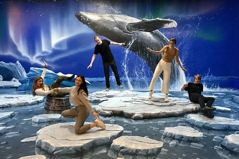 ArtVo Immersive Gallery Experience - Holiday Sunshine Coast 3