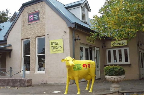 Adelaide Hills Regional / Hahndorf German Village Tour - Holiday Sunshine Coast 2