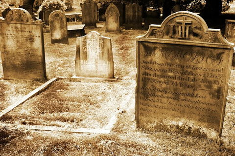 Southport Cemetery Paranormal Activity Tour QUEENSLAND - Sunshine Coast Tourism 0