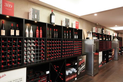 Penfolds Barossa Valley: Make Your Own Wine - Sunshine Coast Tourism 2