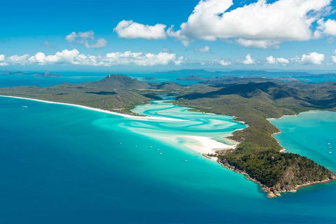 Whitsunday Bullet Day Trip - Whitehaven Beach And Snorkelling - Holiday Sunshine Coast 1