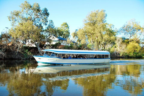 Torrens River Cruise In Adelaide - Holiday Sunshine Coast 3