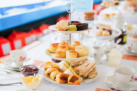 High Tea Cruise On Popeye - Holiday Sunshine Coast 4