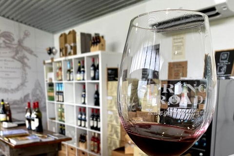 Wine Tour 4WD Tour - Sunshine Coast Tourism 1