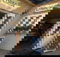 Small Group Adelaide Hills and Hahndorf Hideaway Tour from Adelaide - Sunshine Coast Tourism