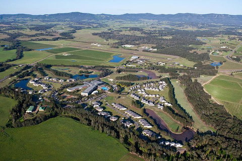 Hunter Valley Broken Back Range Helicopter Flight From Cessnock - Holiday Sunshine Coast 1