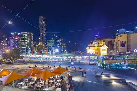 Melbourne By Night - Holiday Sunshine Coast 4
