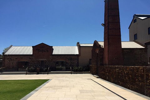 The Intimate Wine Tasting Experiences And Boutique Wines - Sunshine Coast Tourism 1