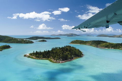 The Whitsunday Express Scenic Flight - 25 Minutes - Sunshine Coast Tourism 1