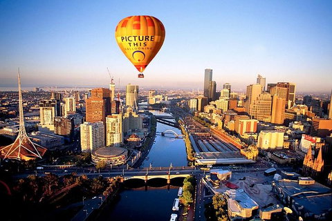 Melbourne City Card (2 Days): Visit Unlimited Attractions! - Sunshine Coast Tourism 5