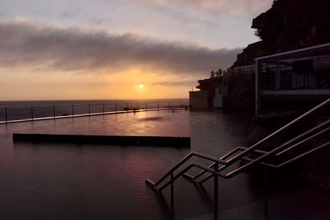 Phone Photography Workshop - Explore Coogee Beach - Sunshine Coast Tourism 0