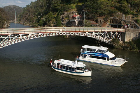 Cataract Gorge Cruise 11:30 Am - Holiday Sunshine Coast 1