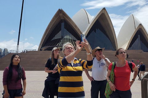 Sidney Sights And Sounds Walking Tour - Sunshine Coast Tourism 4